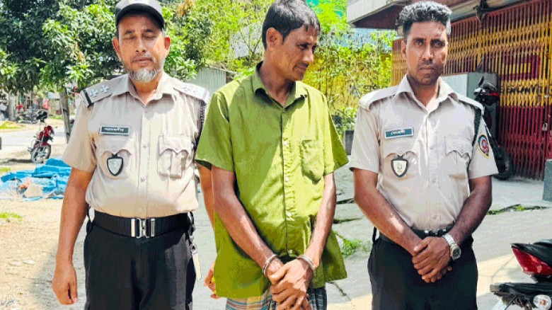 দিনাজপুরের ফুলবাড়ীতে ভ্রাম্যমাণ আদালতের মাধ্যমে এক মাদক ব্যবসায়ীর জেল ও জরিমানা